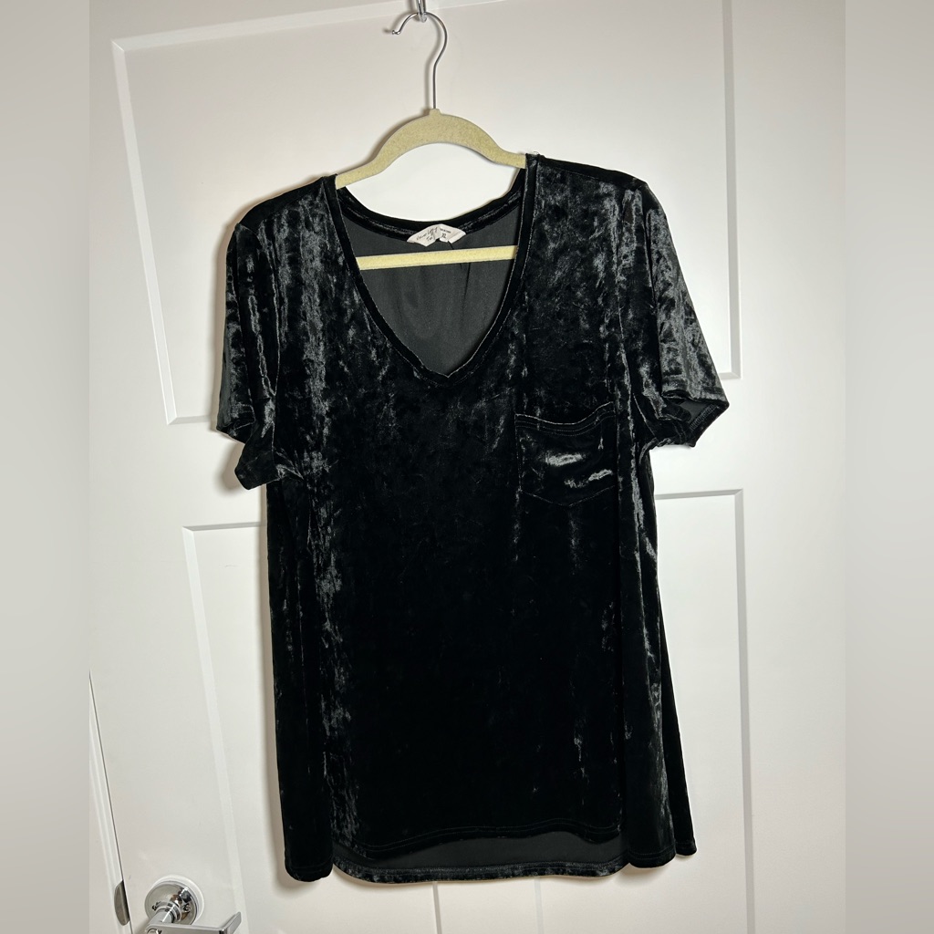 Plus Size Crushed Velvet Soft V Neck Top, Tunic Long T Shirt